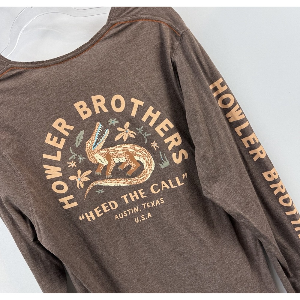 Howler Brothers Lazy‎ Gators LS Tee Mens Medium Brown Graphic Outdoor Austin TX